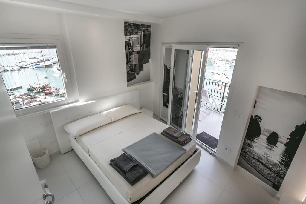 Al Molo Sea View Rooms Lerici Exteriér fotografie