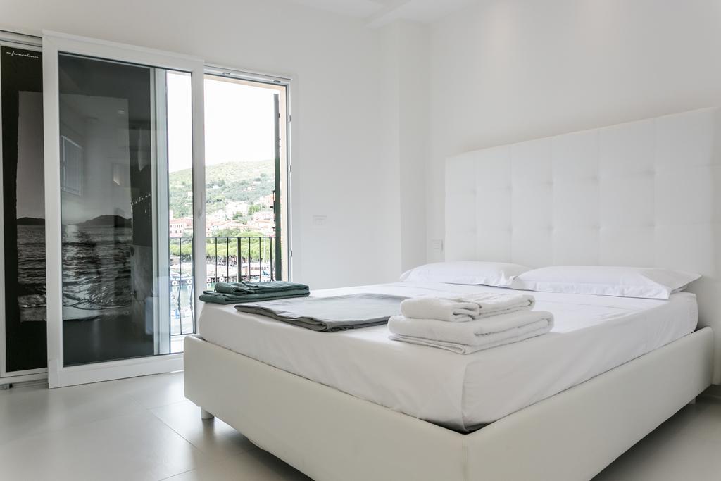 Al Molo Sea View Rooms Lerici Exteriér fotografie