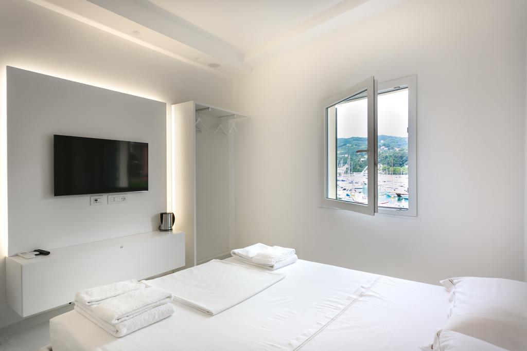 Al Molo Sea View Rooms Lerici Exteriér fotografie