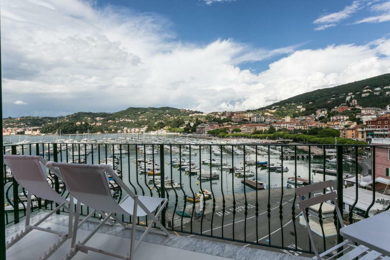 Al Molo Sea View Rooms Lerici Exteriér fotografie
